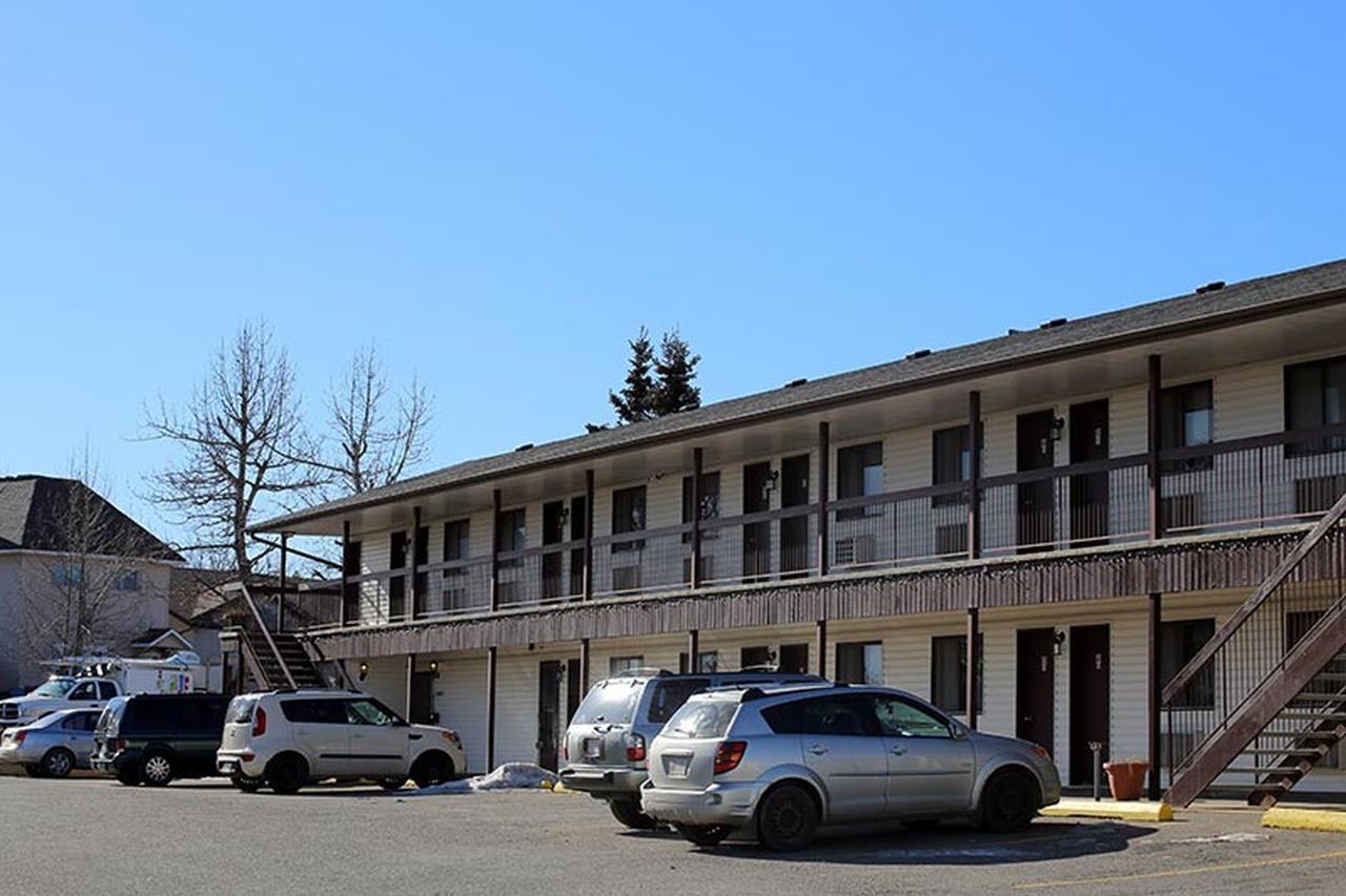 Golden West Motor Inn Carstairs Eksteriør bilde